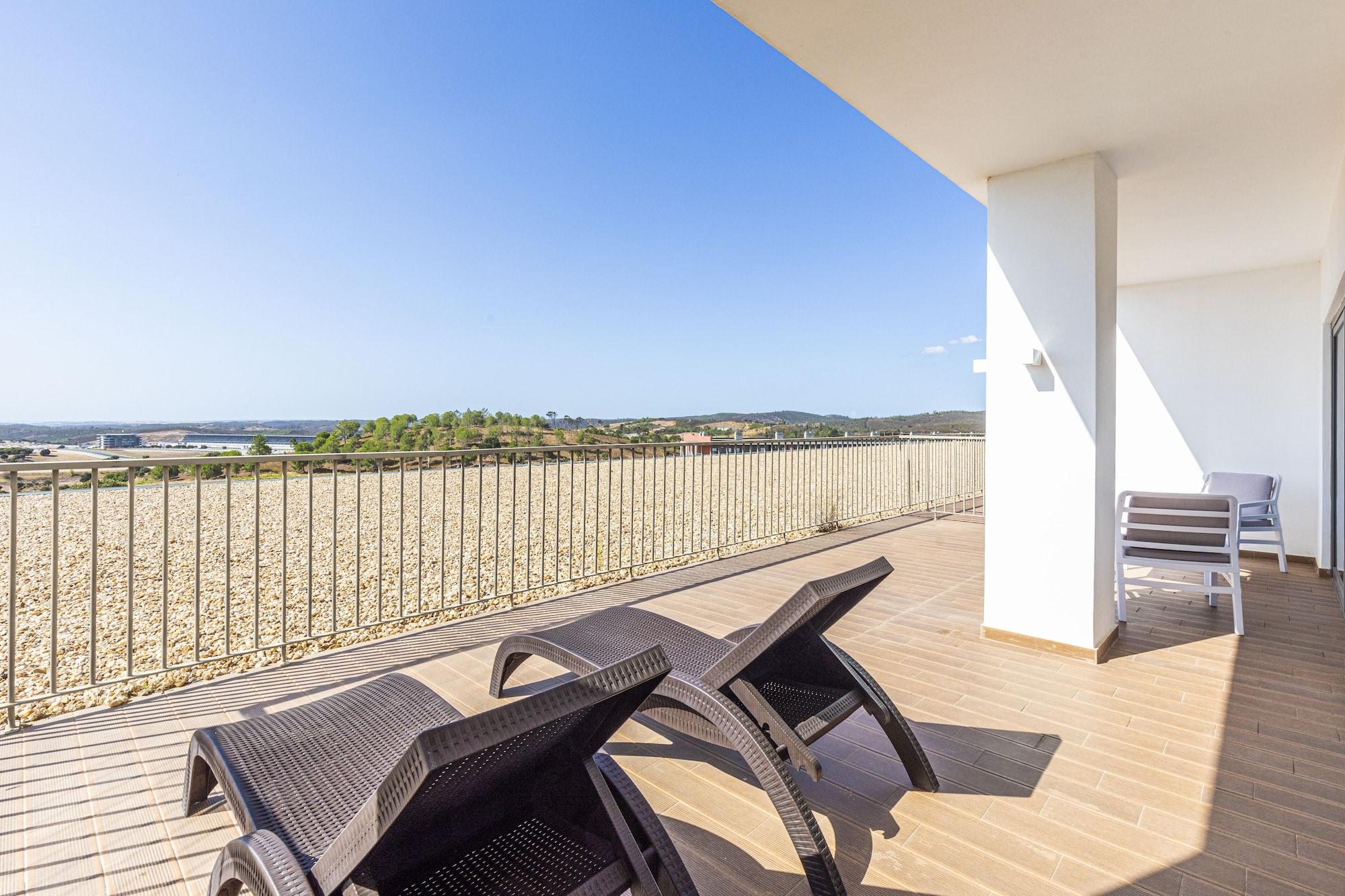 Algarve Race Resort - Hotel Montes de Cima Екстер'єр фото
