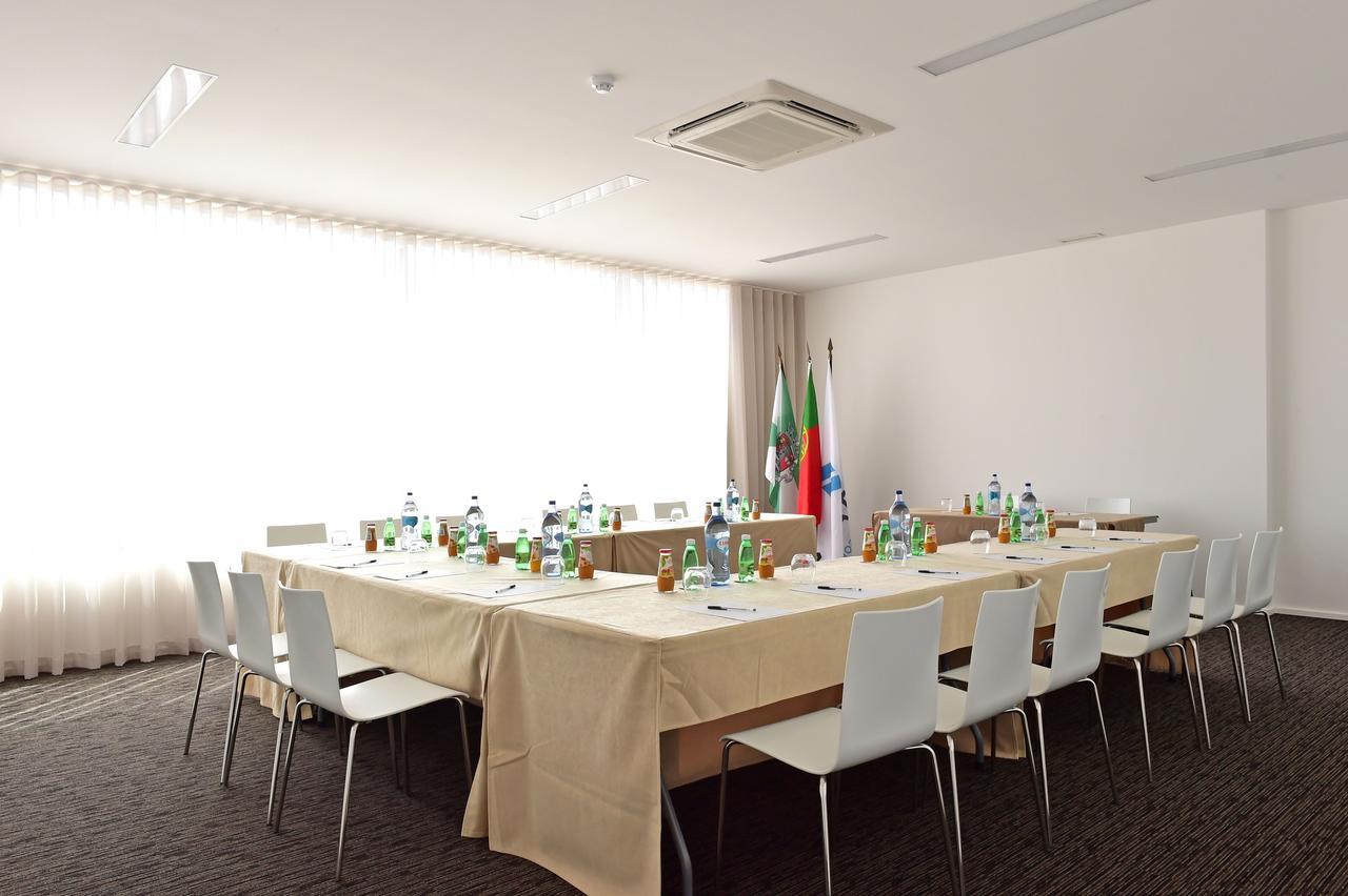 Algarve Race Resort - Hotel Montes de Cima Екстер'єр фото